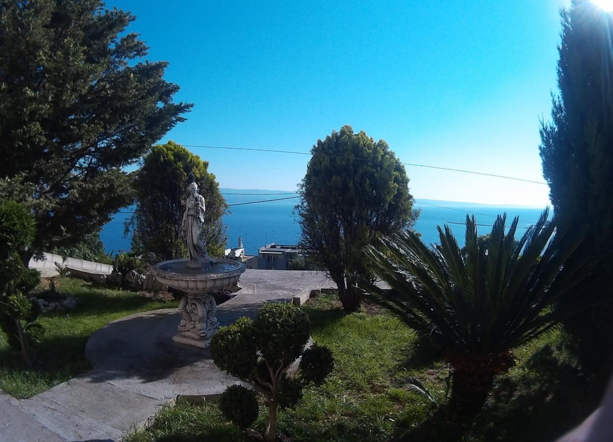 Appartamento Apartman Horizont Omiš Esterno foto