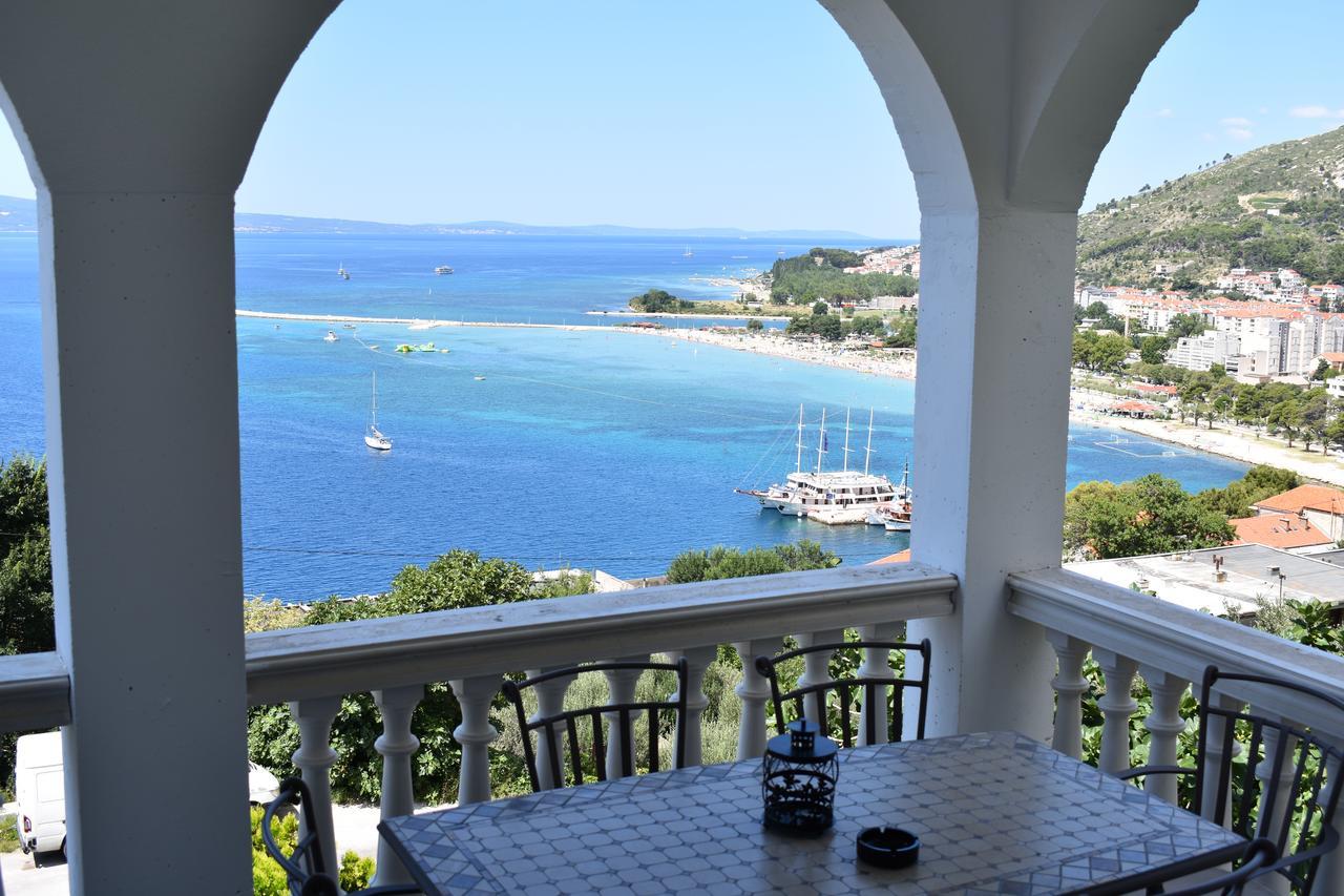 Appartamento Apartman Horizont Omiš Esterno foto