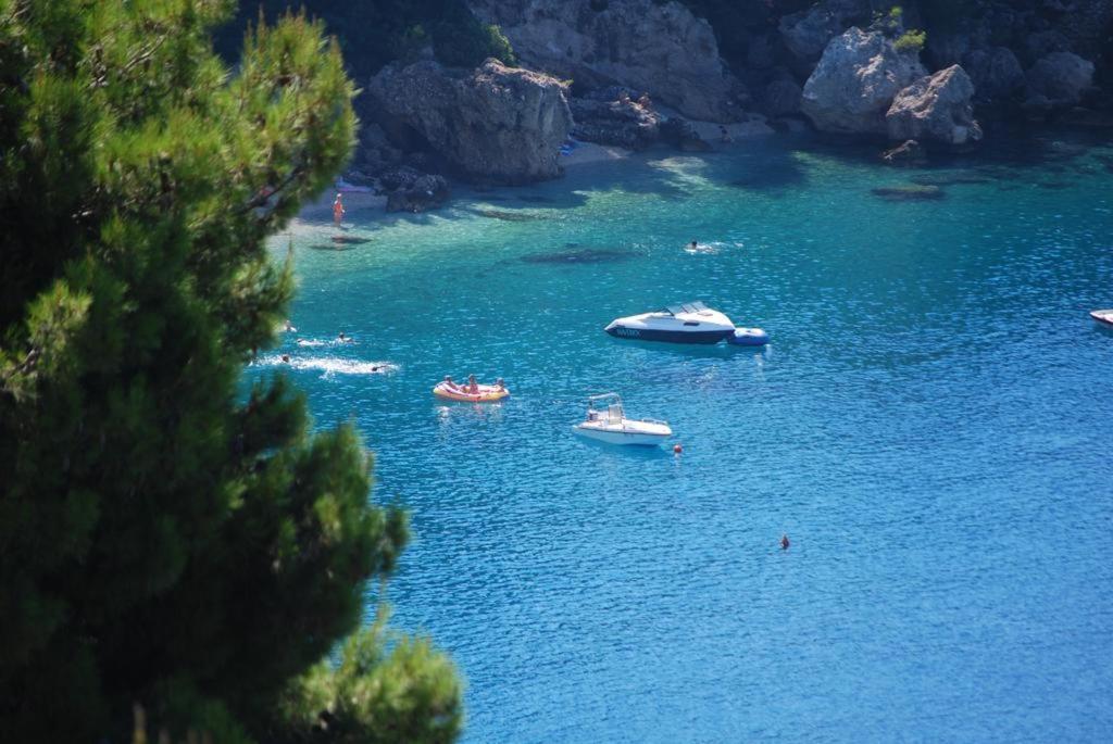 Appartamento Apartman Horizont Omiš Esterno foto